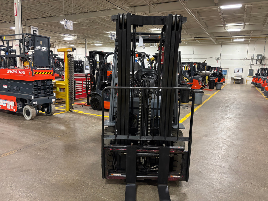 Used forklift for sale in Toronto | 2020 TOYOTA 5,000 LB IC Pneumatic Forklift | Model: 8FGU25