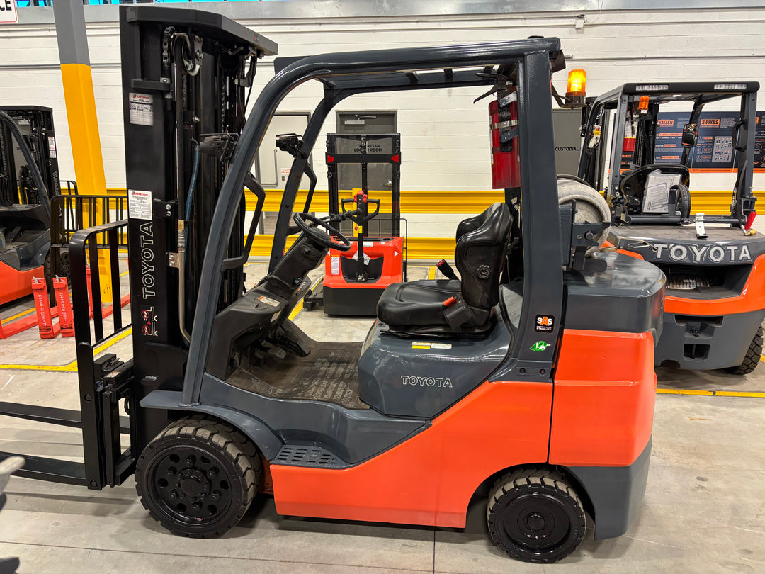 Used forklift for sale in Hamilton | 2021 TOYOTA 6,500 LB IC Cushion Forklift | Model: 8FGCU32