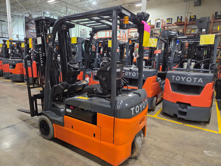 Used forklift for sale in Lachine | 2017 TOYOTA 3,500 LB 3-Wheel Electric Forklift Longbox | Model: 8FBEH18U