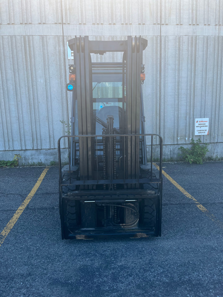 Used forklift for sale in Ottawa | 2019 TOYOTA 6,000 LB IC Pneumatic Forklift | Model: 8FGU30