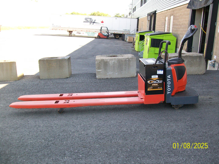 Used forklift for sale in Boucherville | 2021 TOYOTA 6000 LB Electric Walkie Rider Pallet Truck | Model: 8HBE30