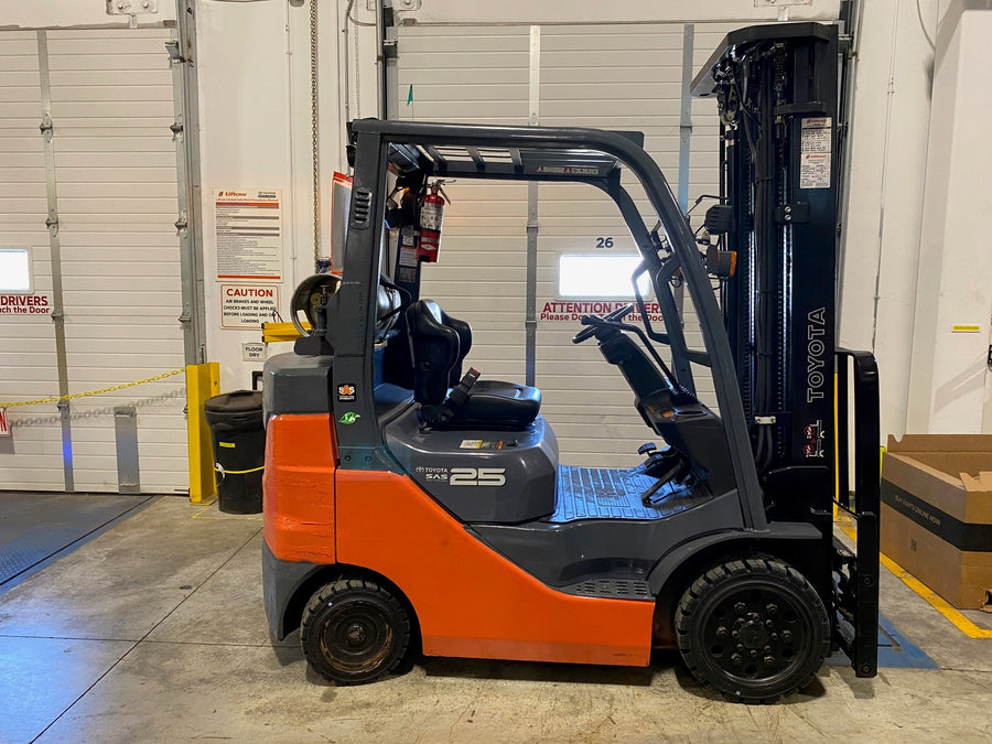 Used forklift for sale in Ajax | 2020 TOYOTA 5,000 LB IC Cushion Forklift | Model: 8FGCU25