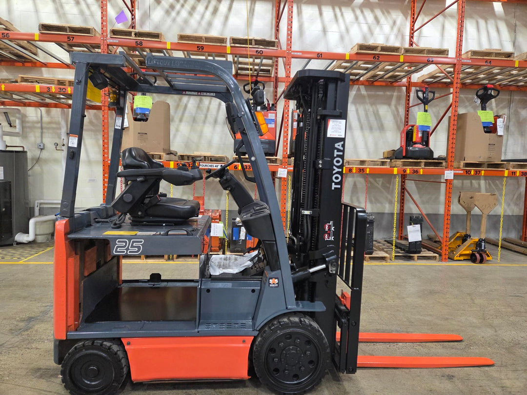 Used forklift for sale in Lachine | 2018 TOYOTA 5,000 LB Electric Cushion Forklift | Model: 8FBCU25
