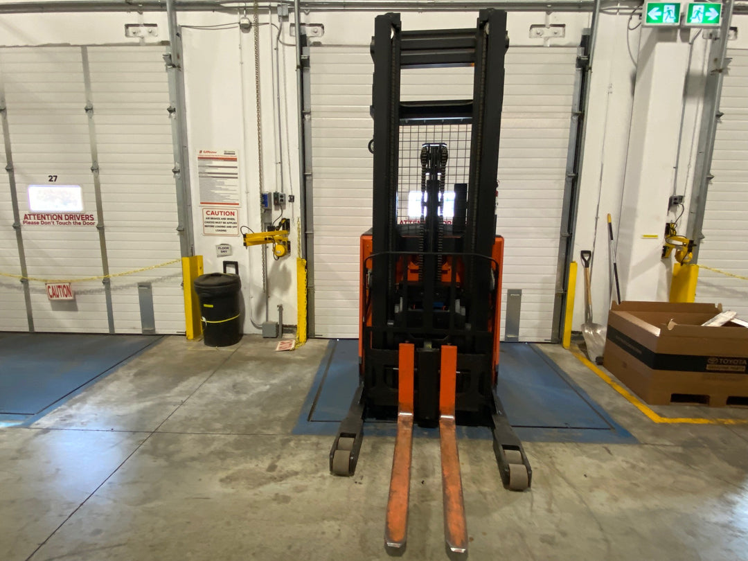 Used forklift for sale in Ajax | 2017 TOYOTA 3,500 LB Electric Reach Truck | Model: 9BR183M241