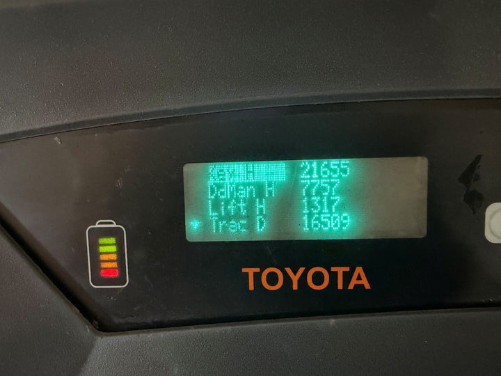 Used forklift for sale in Vaughan | 2017 TOYOTA 3,500 LB Electric Reach Truck | Model: 9BR183M241