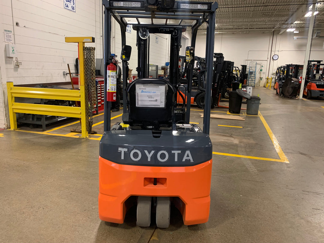 Used forklift for sale in Toronto | 2021 TOYOTA 4000 LB 3-Wheel Electric Forklift | Model: 8FBE20U