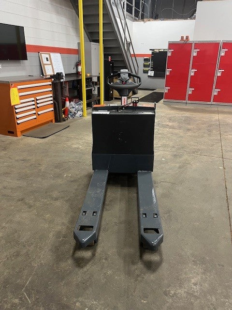 Used forklift for sale in Kitchener | 2018 TOYOTA 4500 LB Electric Walkie Pallet Truck | Model: 8HBW23