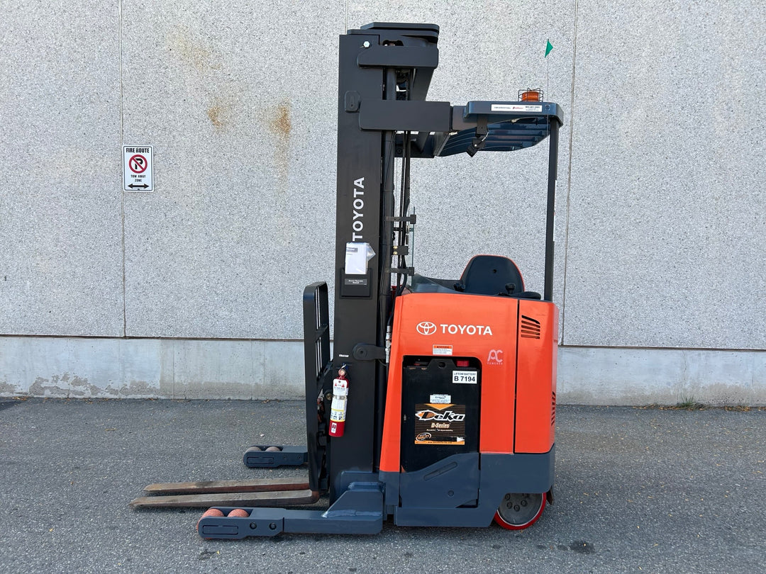 Used forklift for sale in Vaughan | 2020 TOYOTA 3,500 LB Electric Reach Truck | Model: 9BR183M241