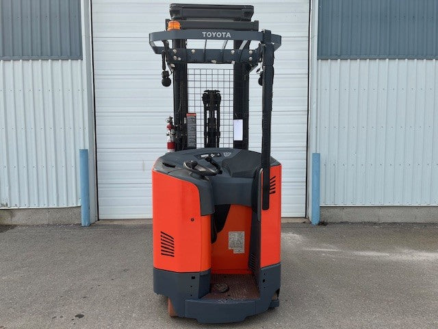 Used forklift for sale in London | 2019 TOYOTA 3500 LB Electric Reach Truck | Model: 9BR183M241