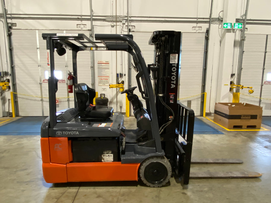 Used forklift for sale in Ajax | 2021 TOYOTA 4,000 LB 3-Wheel Electric Forklift | Model: 8FBE20U