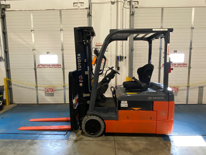 Used forklift for sale in Ajax | 2021 TOYOTA 4000 LB 3-Wheel Electric Forklift | Model: 8FBE20U