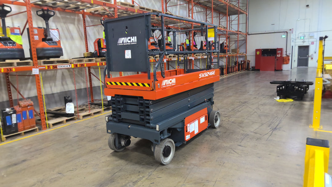 Used forklift for sale in Lachine | 2018 TOYOTA Scissor Lift | Model: SV3246E