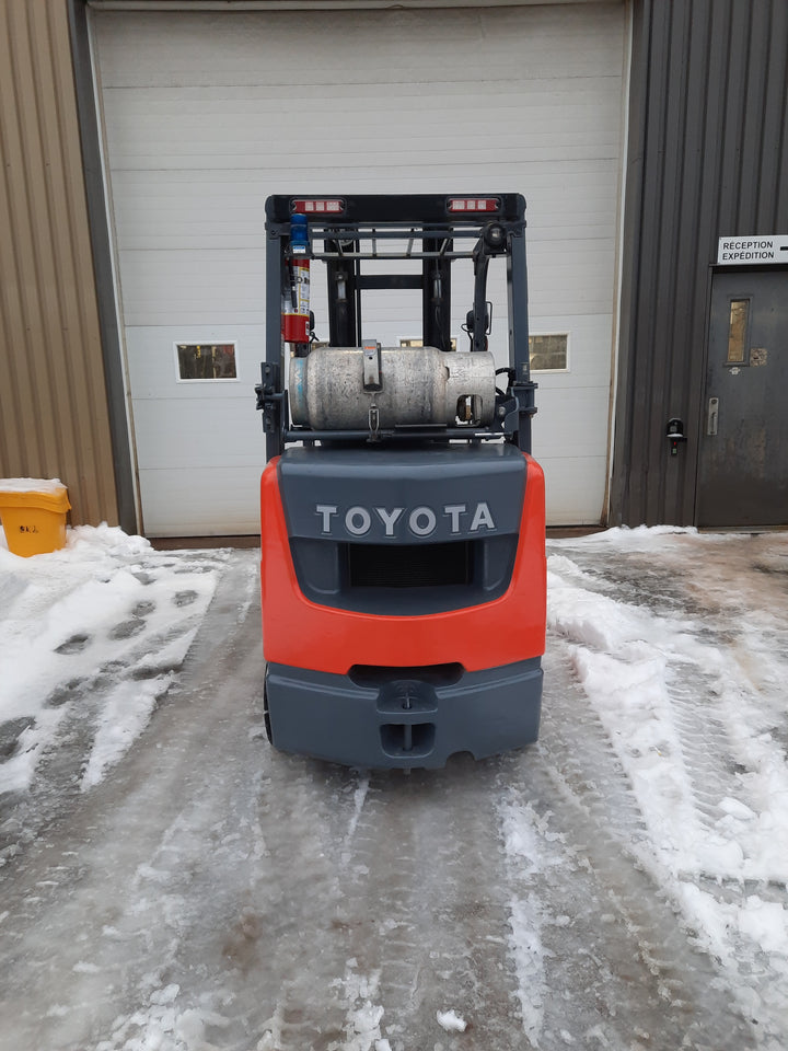 Used forklift for sale in Quebec | 2015 TOYOTA 6000 LB IC Cushion Forklift | Model: 8FGCU30