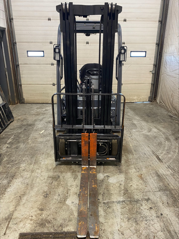 Used forklift for sale in Barrie | 2021 TOYOTA 3,500 LB 3-Wheel Electric Forklift | Model: 8FBE18U