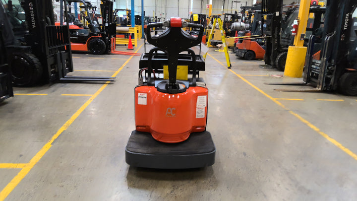 Used forklift for sale in Lachine | 2020 TOYOTA 6,000 LB Electric Walkie Rider Pallet Truck | Model: 8HBE30