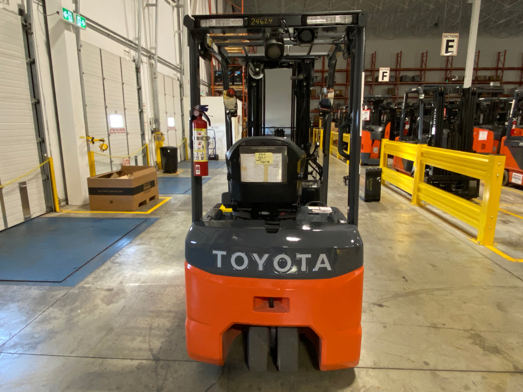 Used forklift for sale in Ajax | 2022 TOYOTA 4,000 LB 3-Wheel Electric Forklift | Model: 8FBE20U
