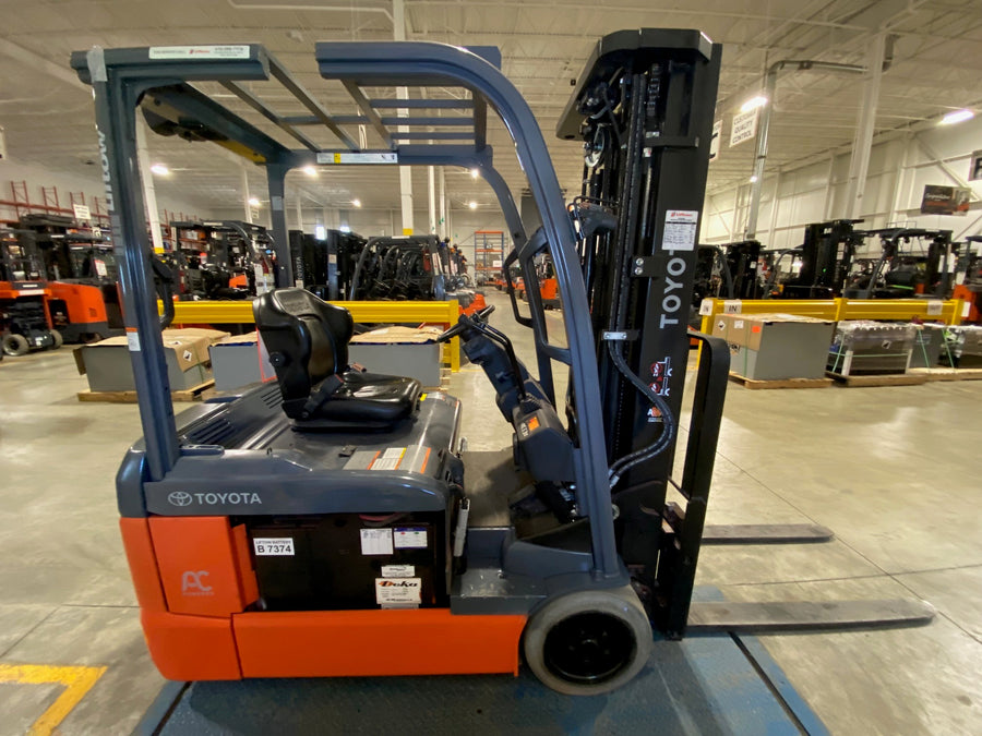 Used forklift for sale in Ajax | 2021 TOYOTA 4,000 LB 3-Wheel Electric Forklift | Model: 8FBE20U