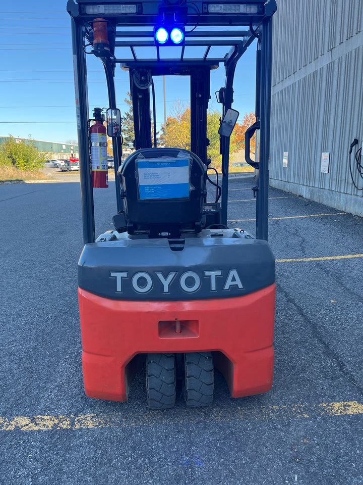 Used forklift for sale in Ottawa | 2019 TOYOTA 4,000 LB 3-Wheel Electric Forklift | Model: 8FBE20U