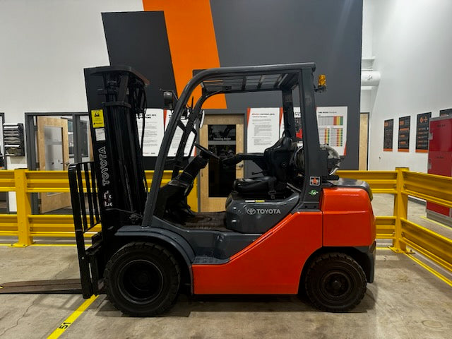 Used forklift for sale in Vermont | 2008 Toyota  | Model: 8FGU25