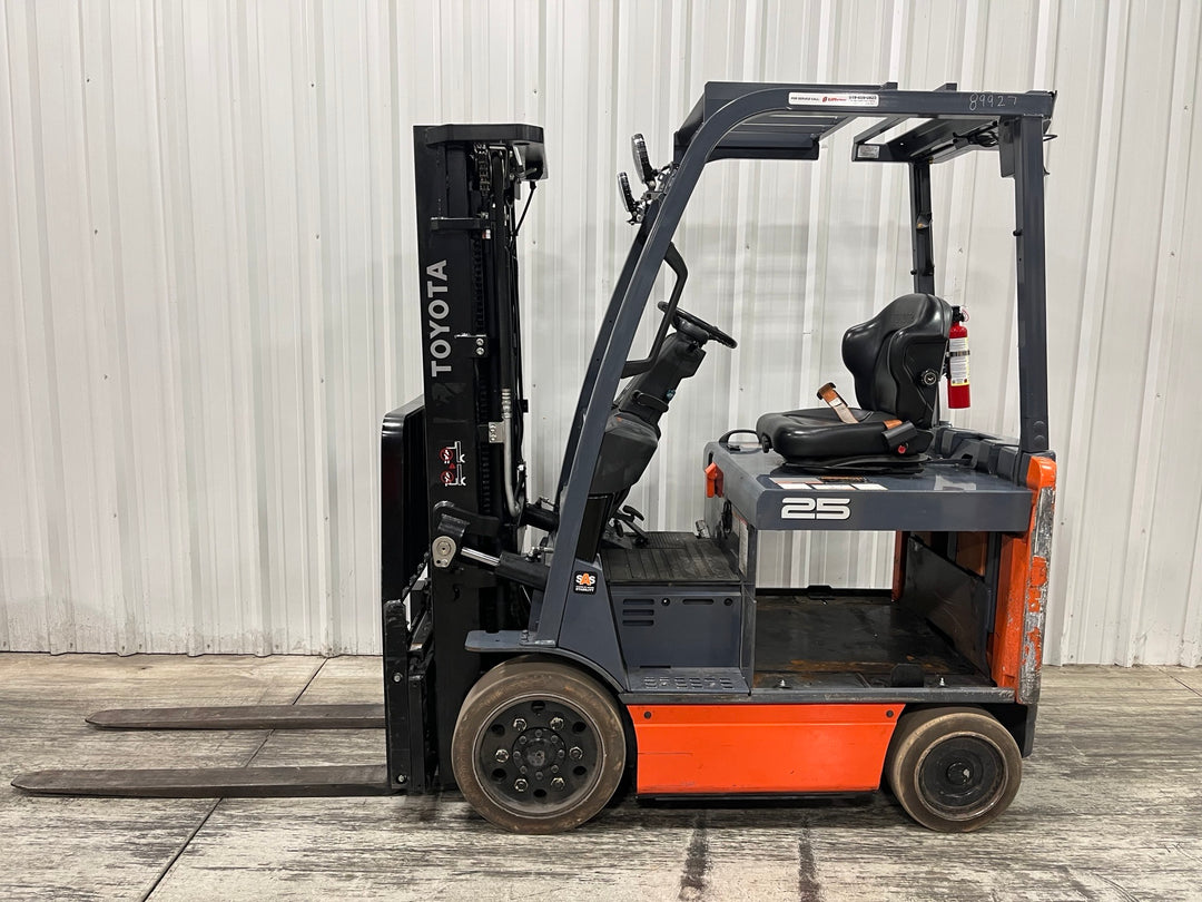 Used forklift for sale in London | 2022 TOYOTA 5000 LB Electric Cushion Forklift | Model: 8FBCU25