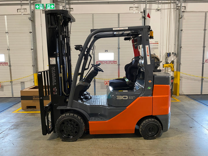 Used forklift for sale in Ajax | 2020 TOYOTA 6000 LB IC Cushion Forklift | Model: 8FGCU30