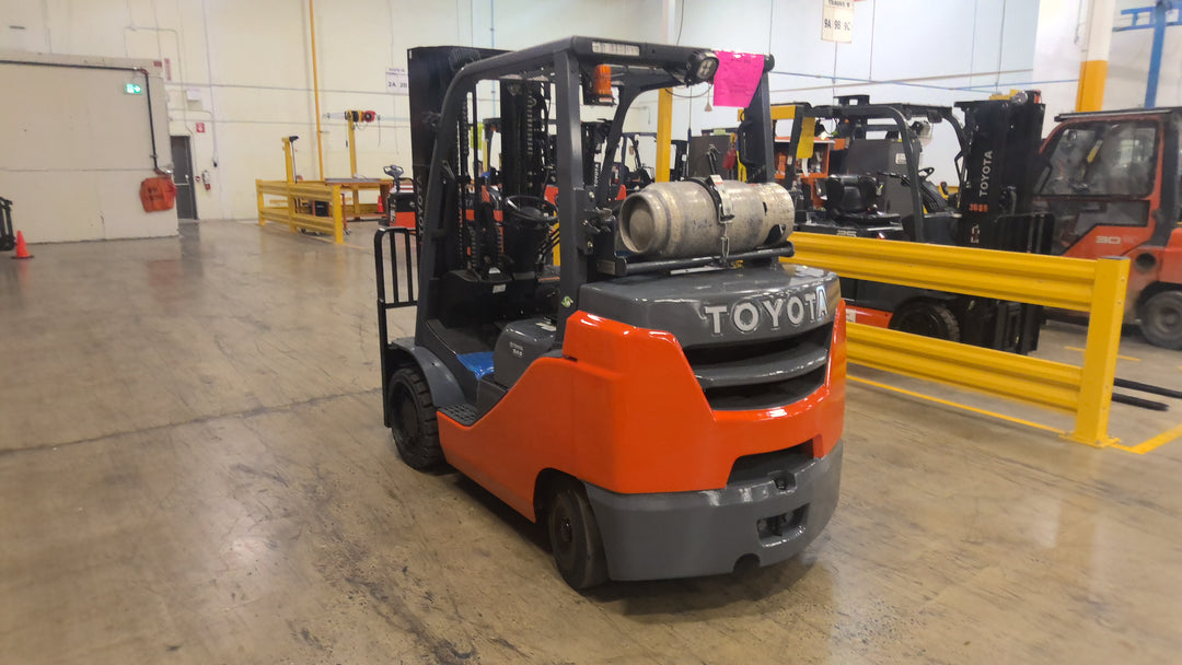 Used forklift for sale in Lachine | 2020 TOYOTA 8,000 LB IC Cushion Forklift | Model: 8FGC35U